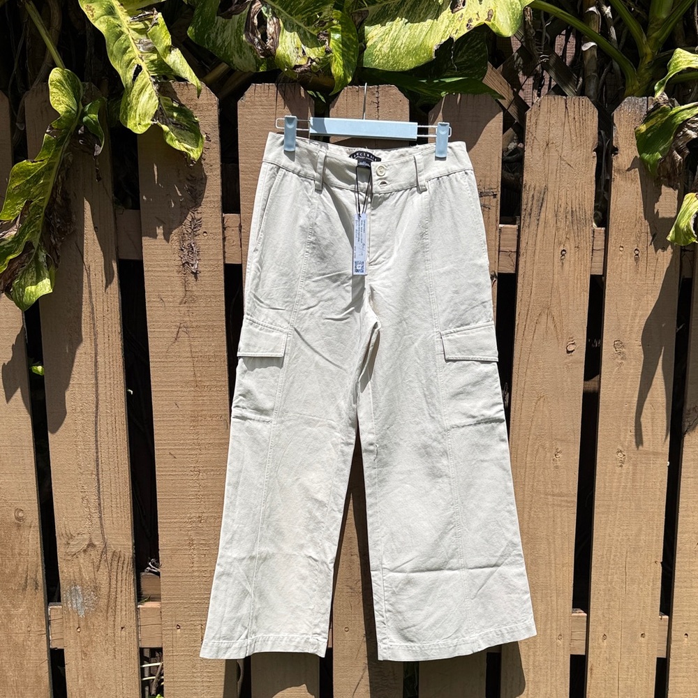 Sanctuary Wide Leg Cargo Pants in Cream